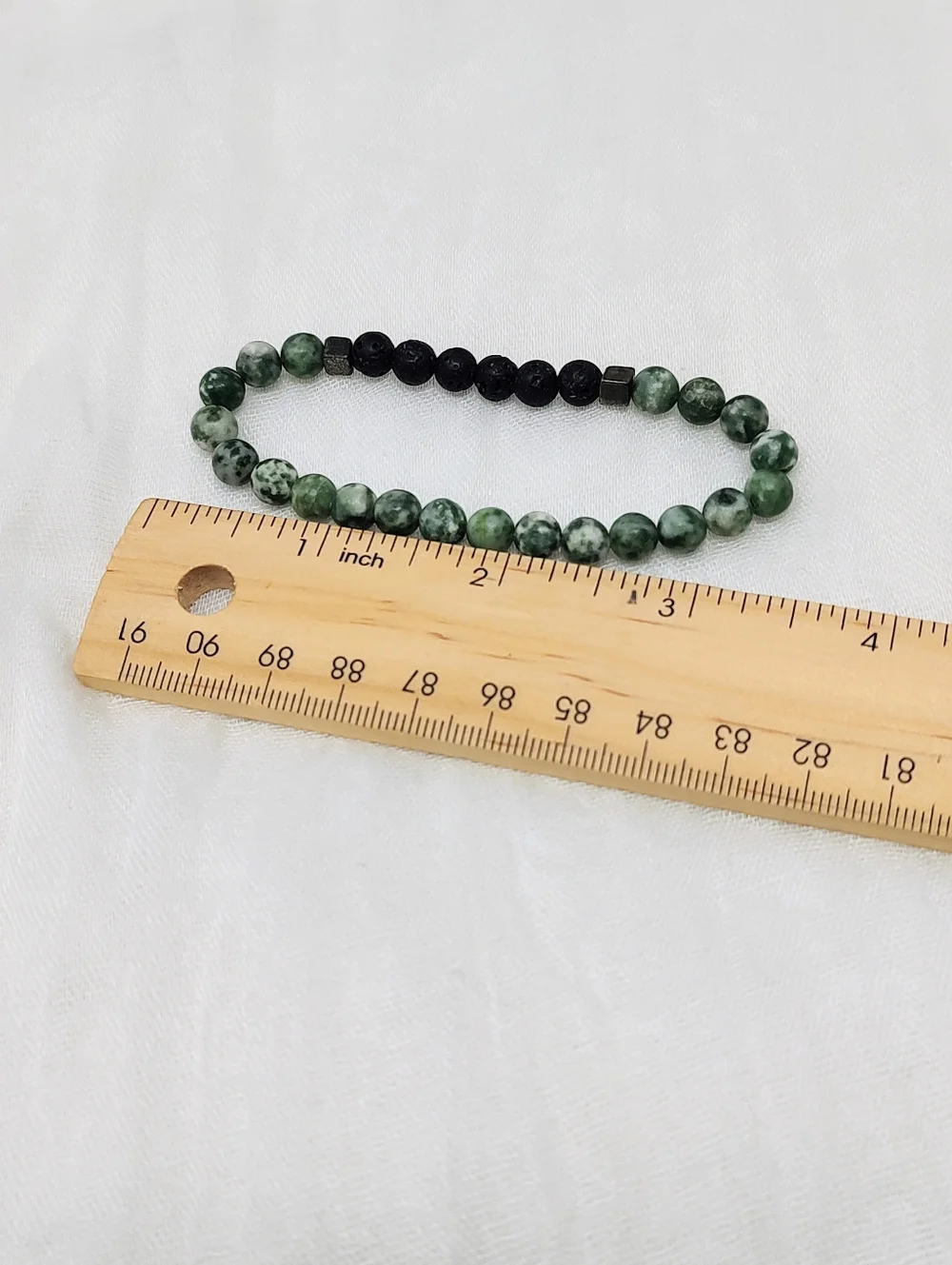 Green and Black Beaded Stretch Bracelet